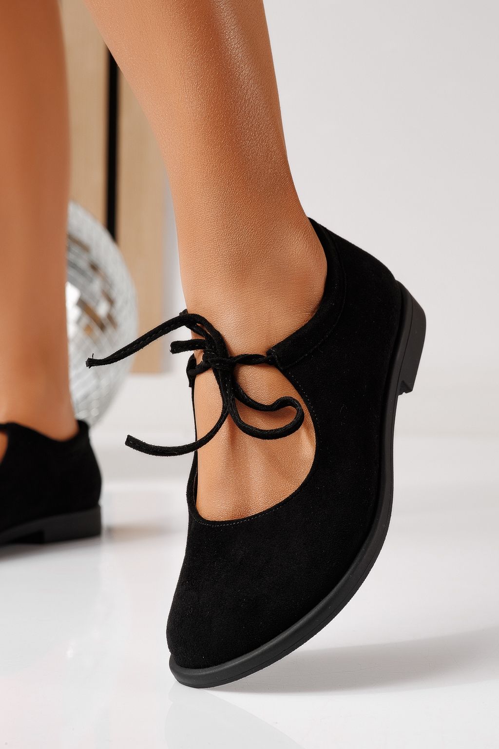 Női alkalmi cipők fekete öko velúrból készült Dalia #25014