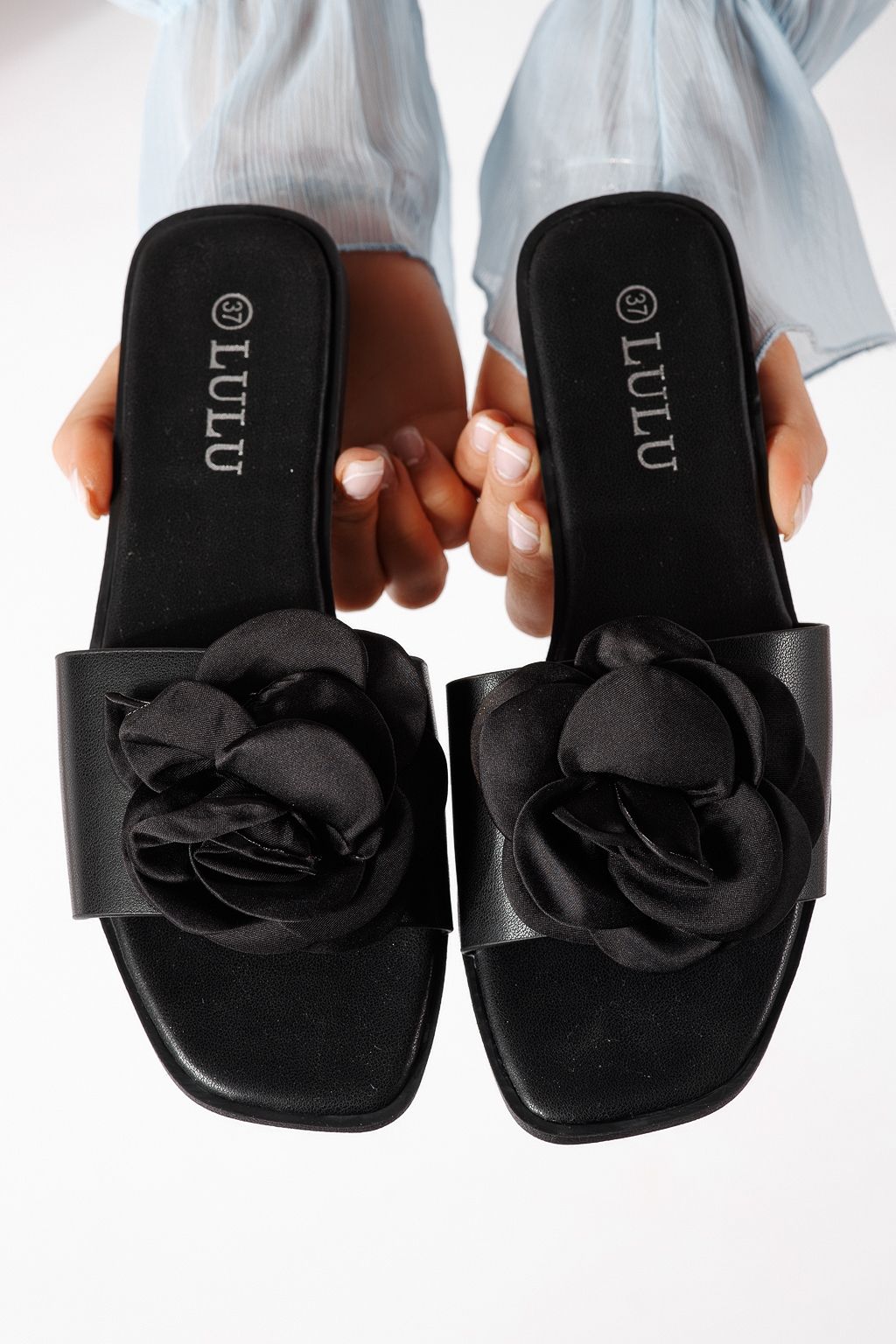 Női papucsok fekete öko bőrből készült Nerys #25101