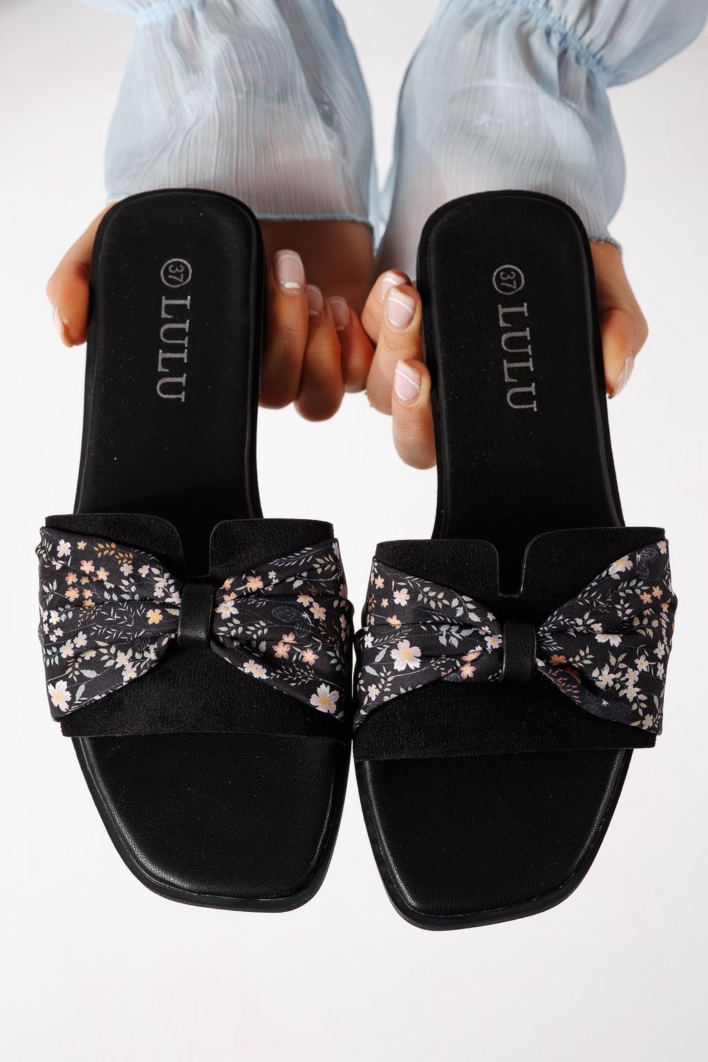 Női papucsok fekete öko velúrból készült Valeria #25055