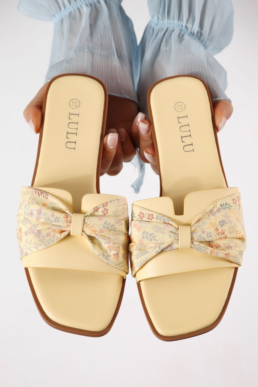 Női papucsok sárga öko velúrból készült Valeria #25059