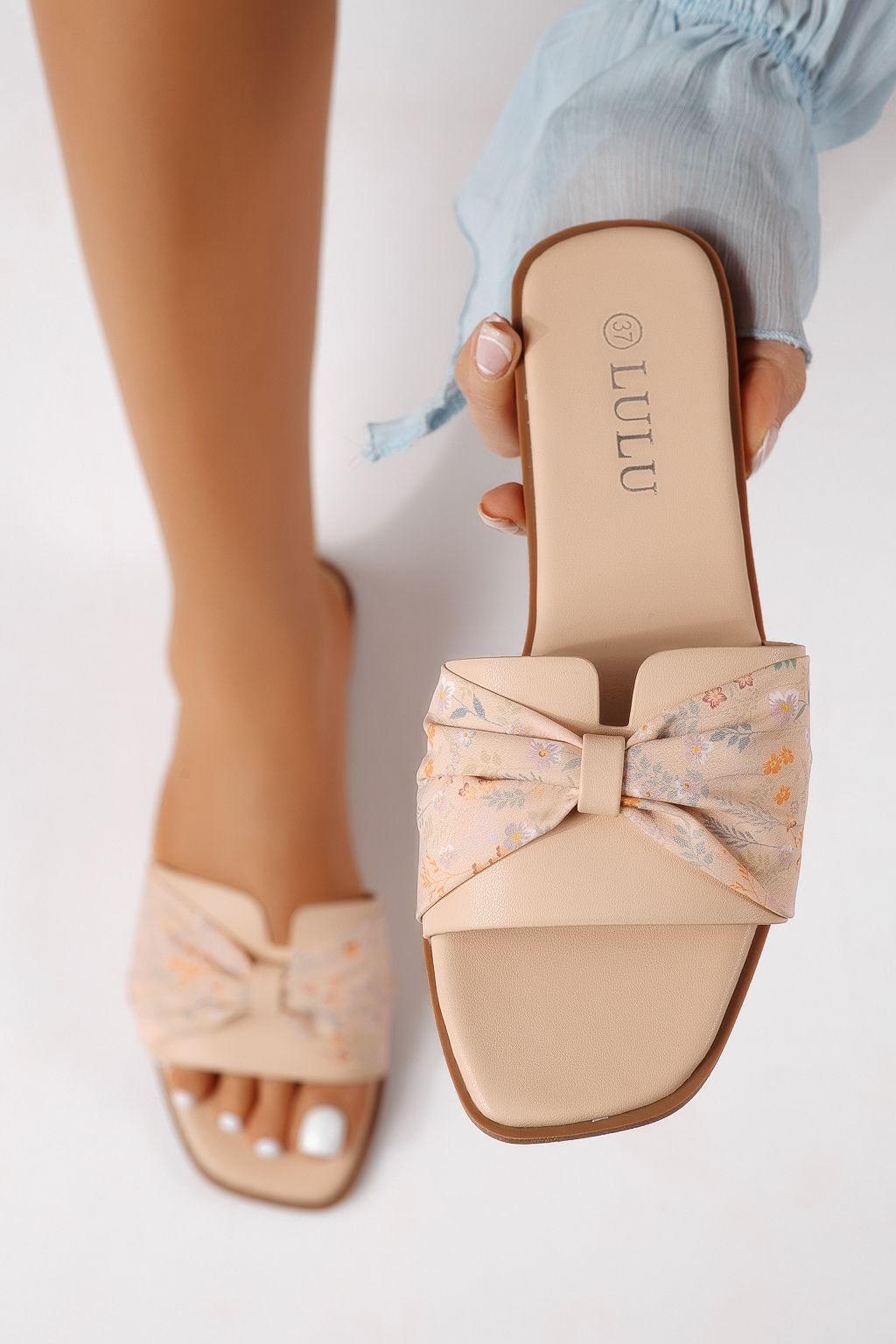 Női papucsok bézs öko velúrból készült Valeria #25056