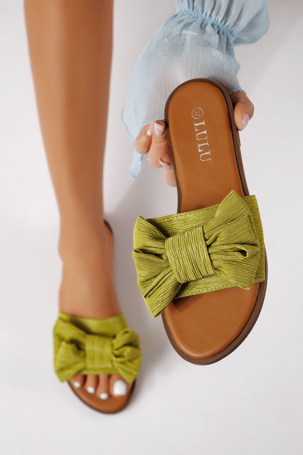 Női papucsok zöldellő textil anyagból készült Zaida #25062