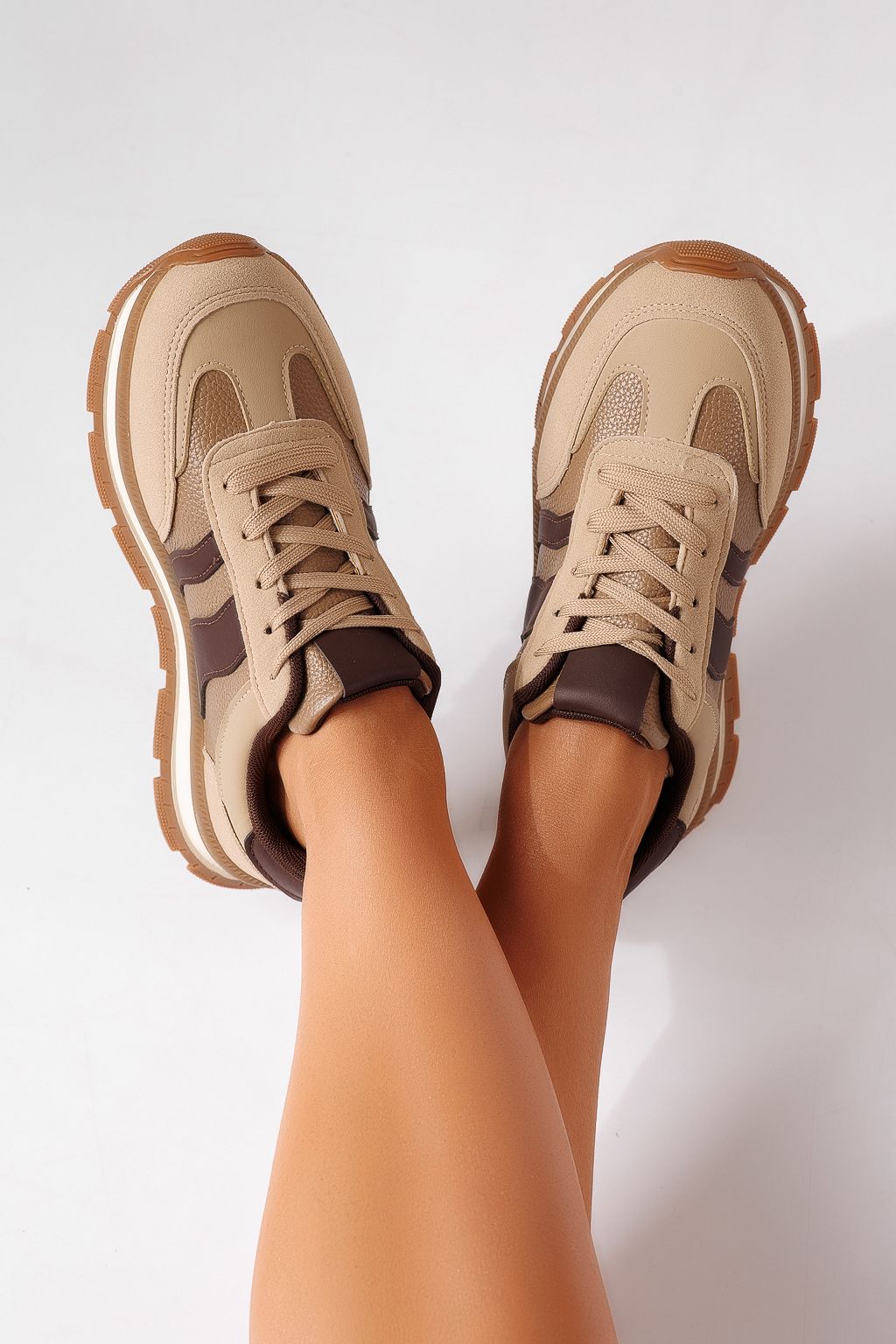 Női sportcipők khaki öko bőrből készült Ottilie #25492