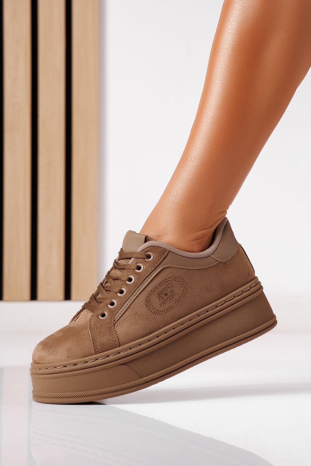 Női sportcipők khaki öko velúrból készült Calypso #25459