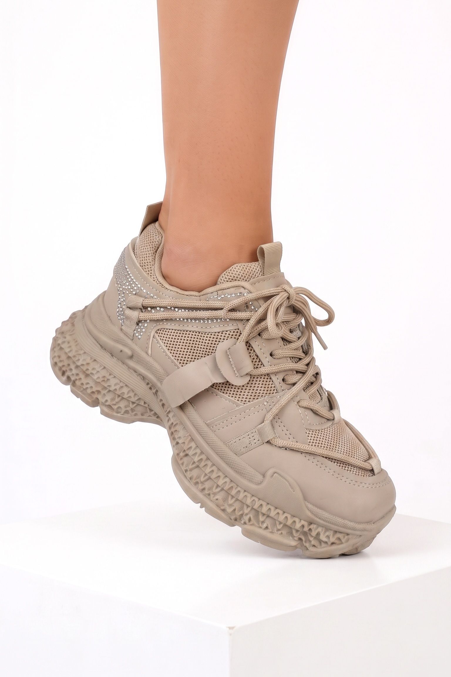 Női sportcipők khaki öko bőrből készült Naira #25524