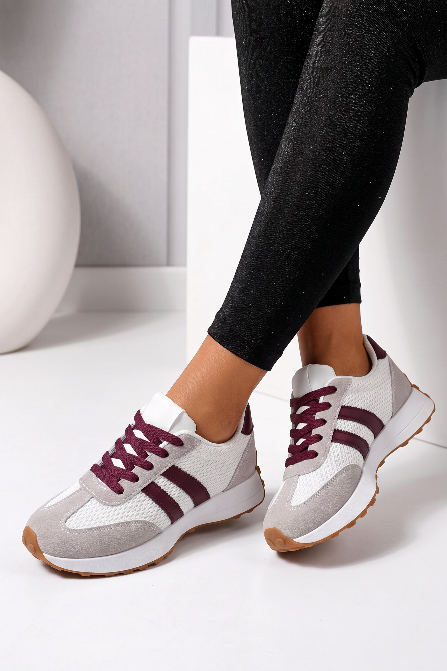 Női sportcipők fehér textil anyagból készült Aurora #30042