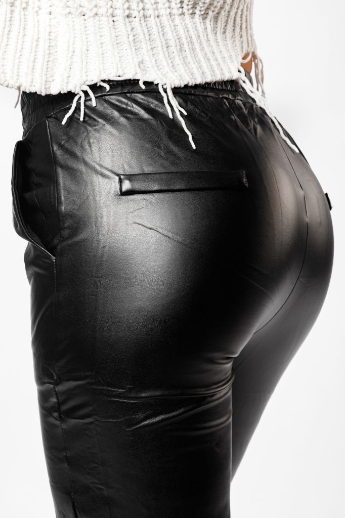 Дамски панталон от еко кожа Lana Черен #A94