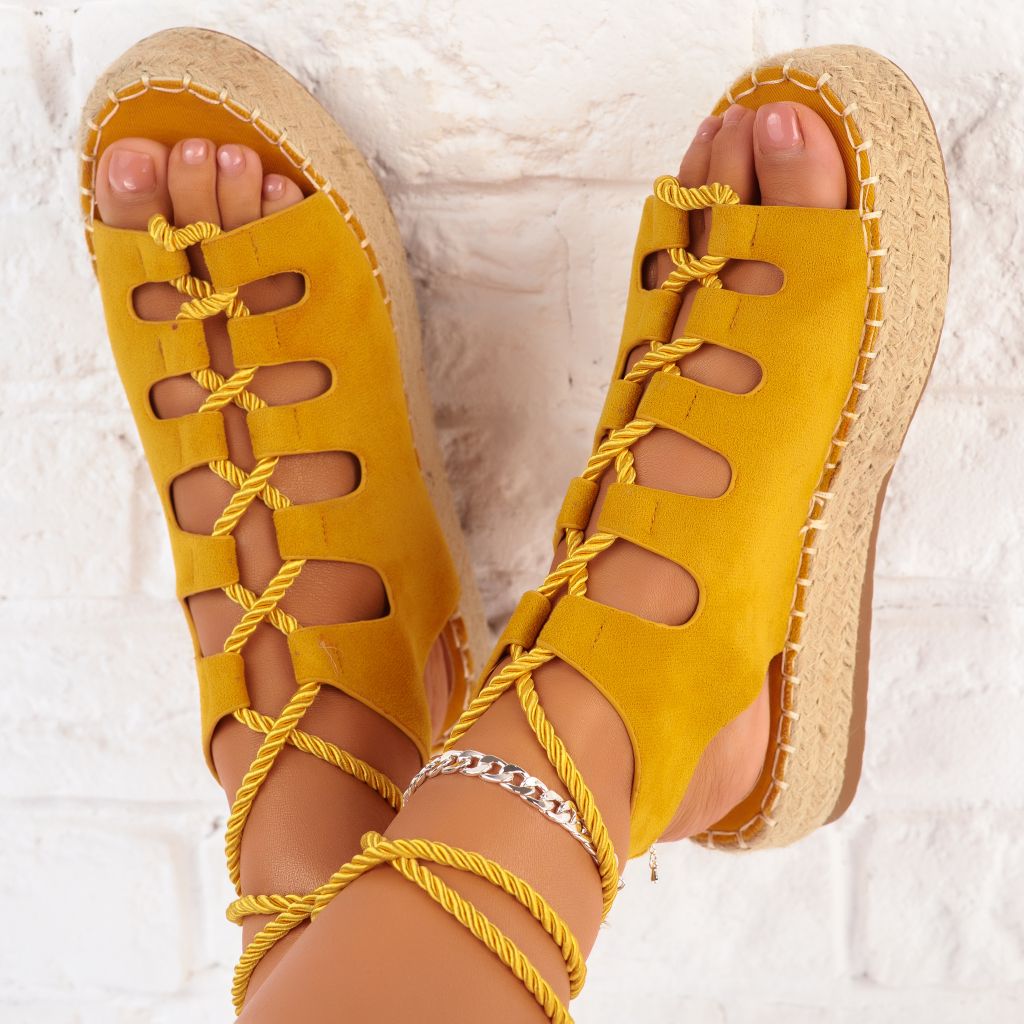  Дамски сандали с платформата Flora жълто #10364