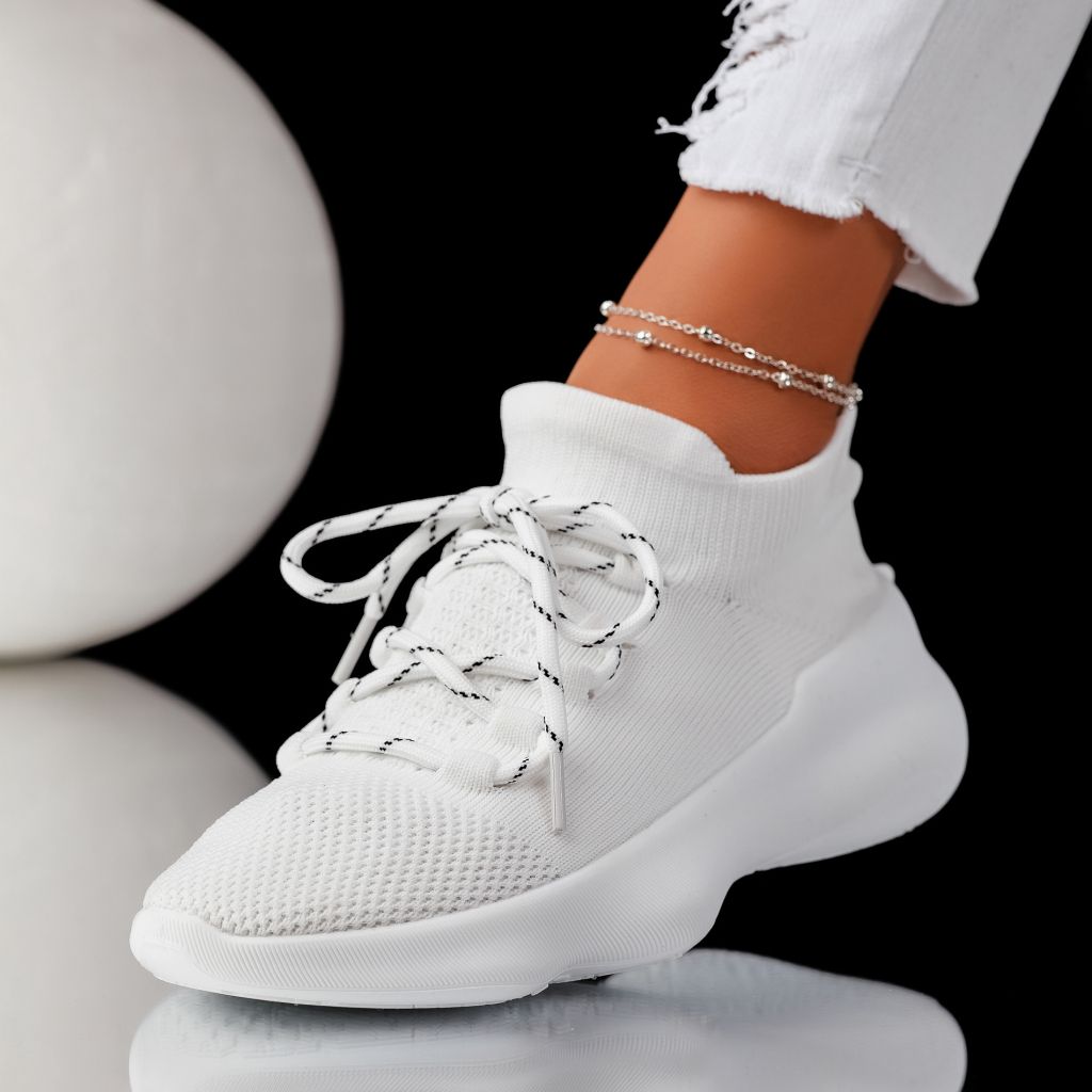 Дамски спортни обувки Ilinca Бяла #11197