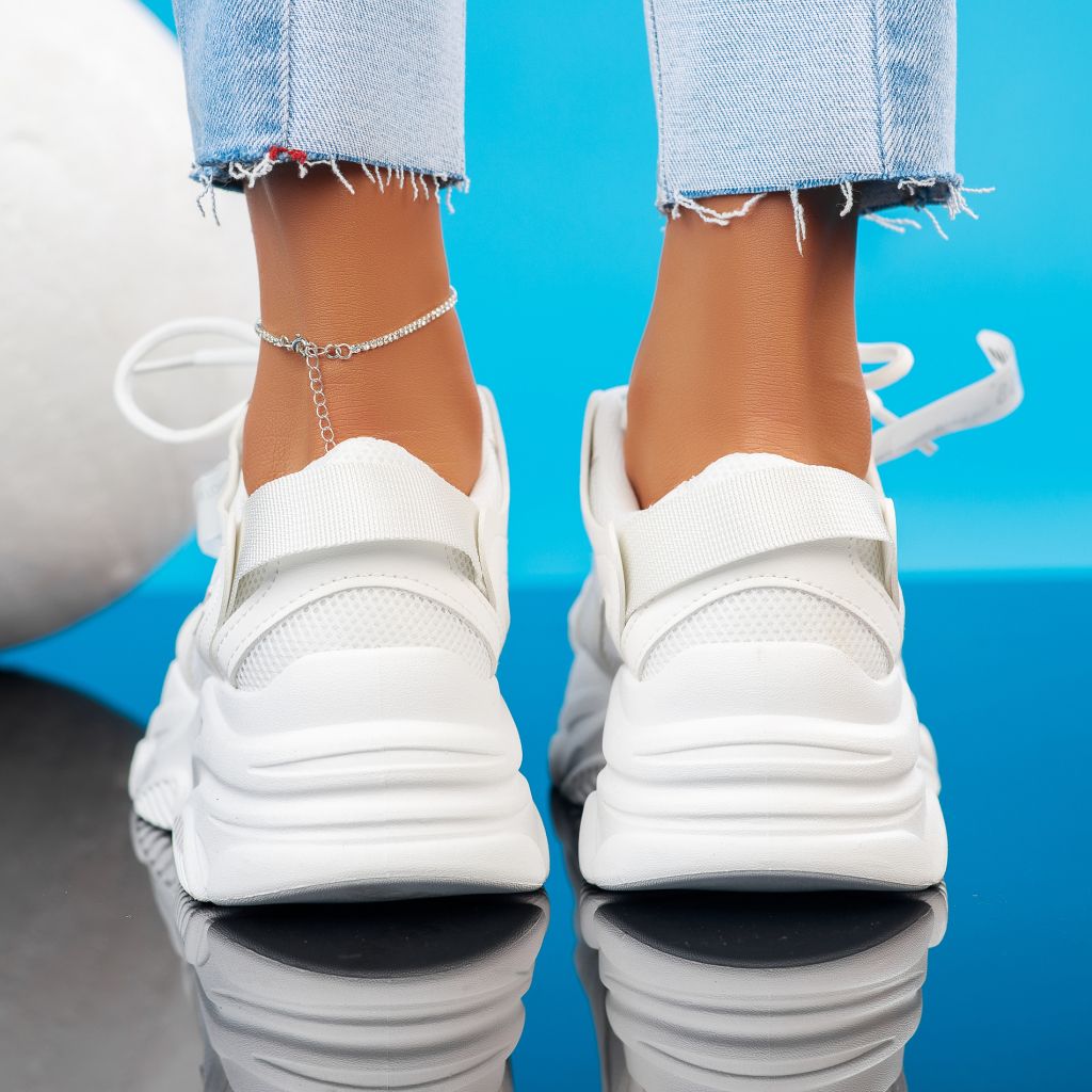 Дамски спортни обувки Wick Бяла #11857