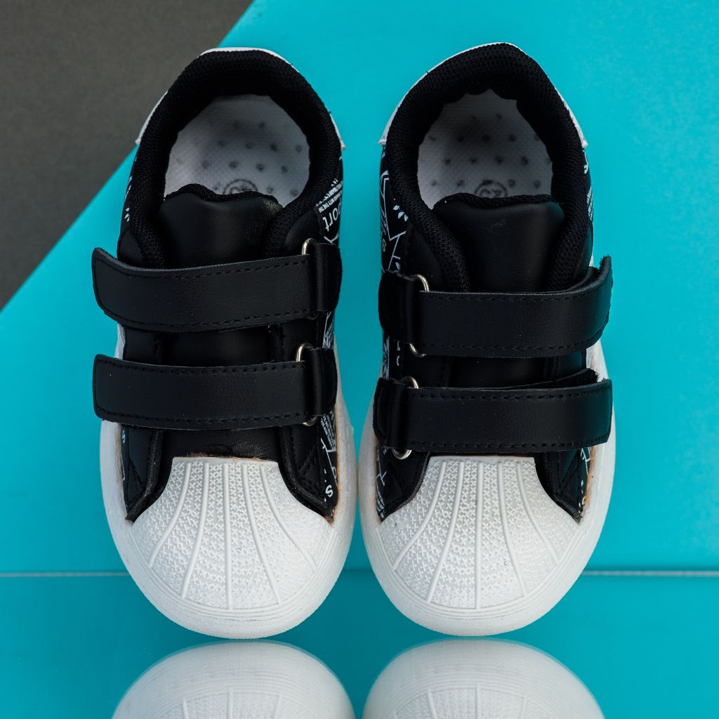 Спортни обувки за деца Karla черен #12165