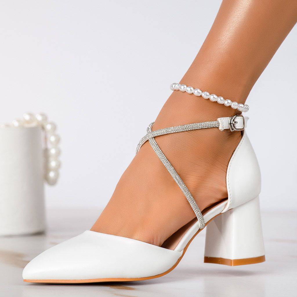 Дамски обувки с ток Luana бялоi #13336