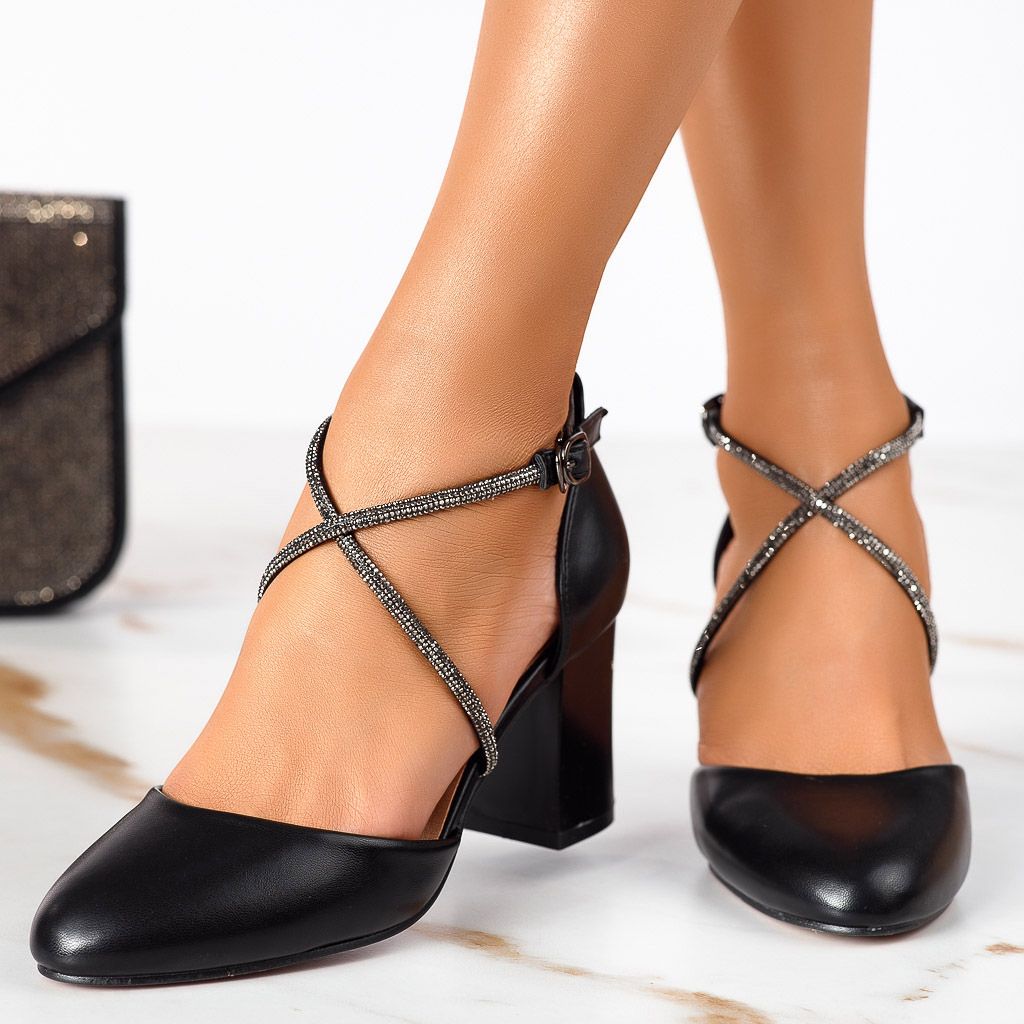 Дамски обувки с ток Helen черен #13325