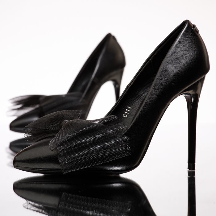Дамски обувки с ток Bella черен #13496