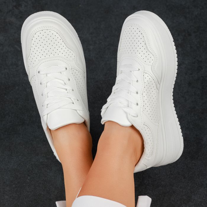 Дамски спортни обувки Mia Бяло #13729