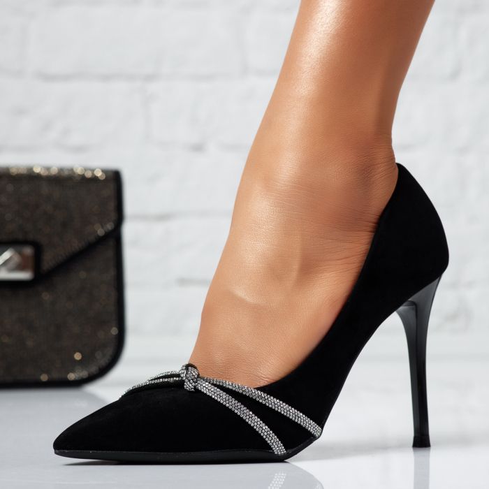 Дамски обувки с ток Iustin черен #14103