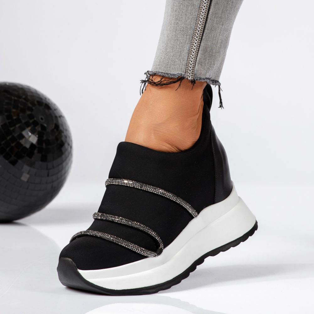 Xaya Női Fekete Sportcipő Platformmal #17137