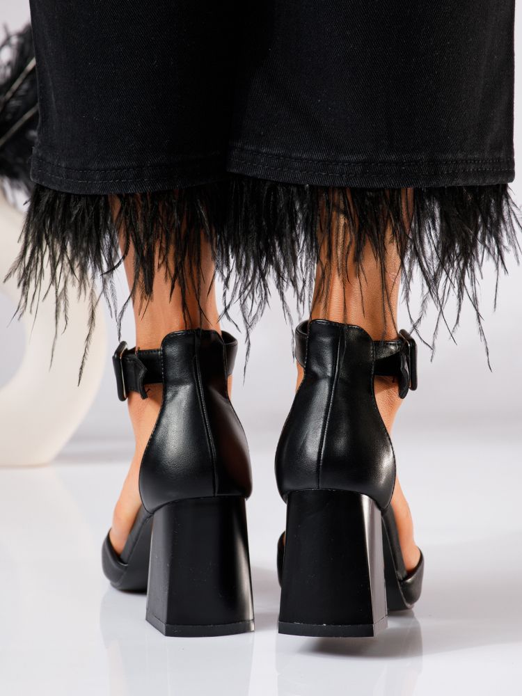 Дамски сандали с ток черни от еко кожа Iliana #18936