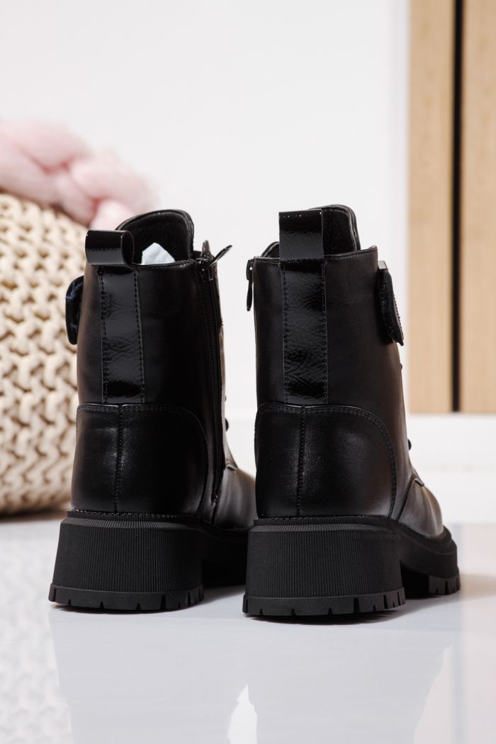 Szőrme csizma lányoknak fekete öko bőrből készült Alisa #23111