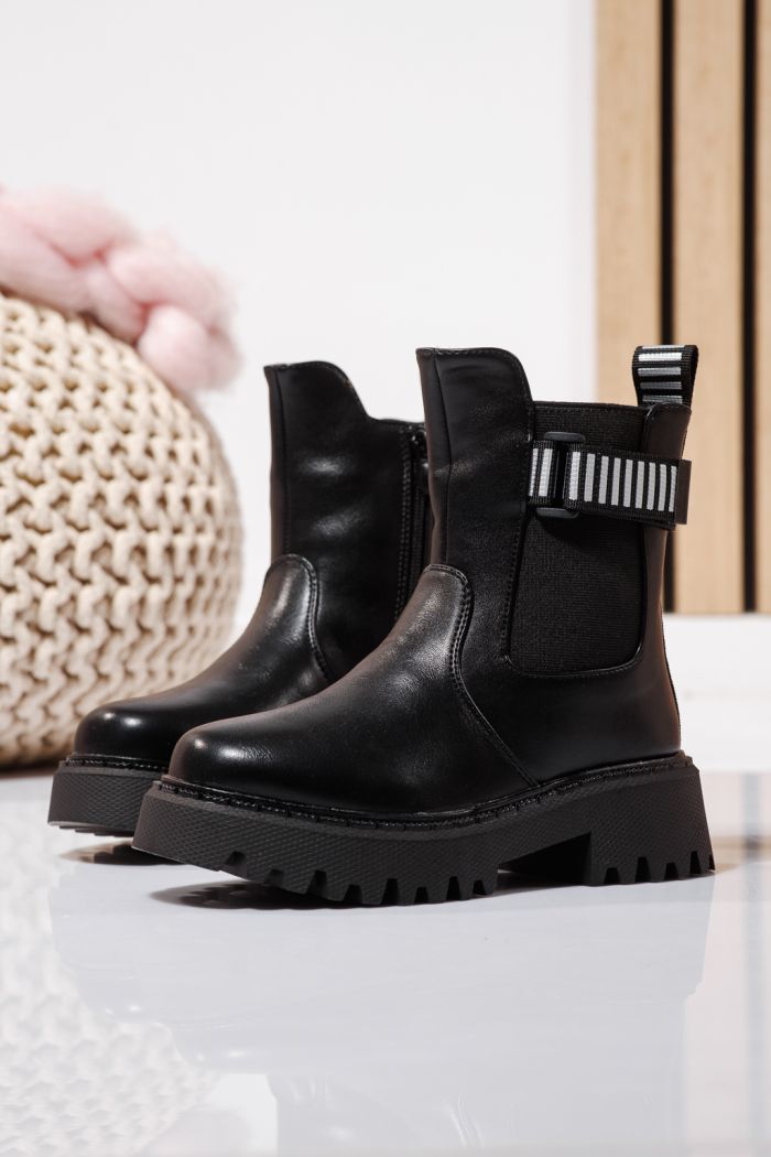 Szőrme csizma lányoknak fekete öko bőrből készült Talia #23108