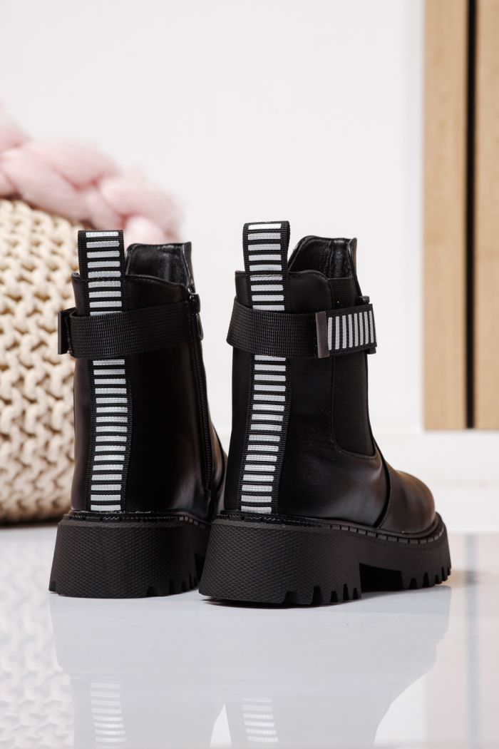 Szőrme csizma lányoknak fekete öko bőrből készült Talia #23108