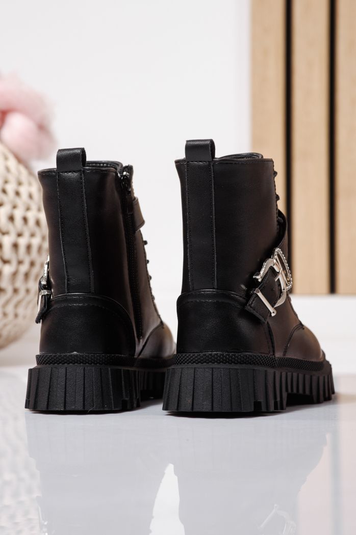 Szőrme csizma lányoknak fekete öko bőrből készült Edith #23124