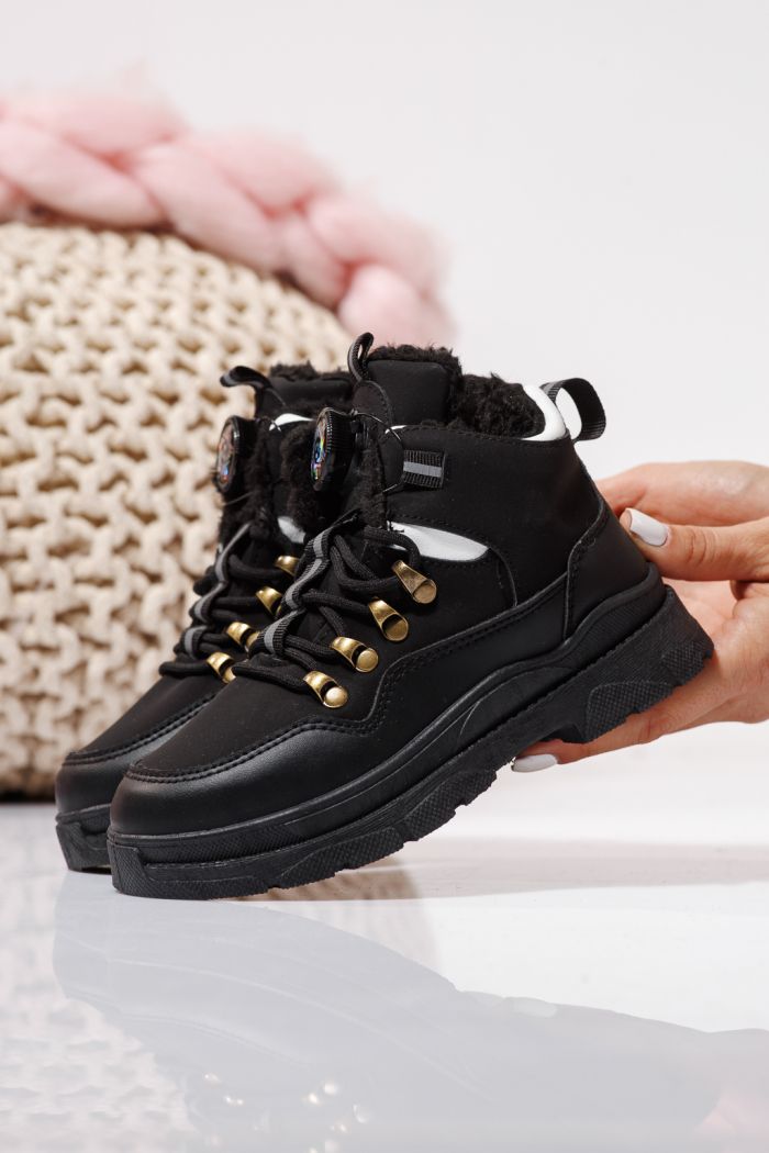 Gyerek csizma szőrme béléssel fekete öko bőrből készült Akira #23147