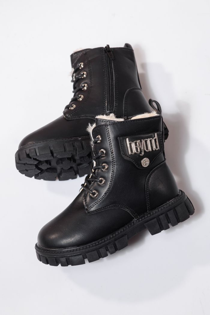 Szőrme csizma lányoknak fekete öko bőrből készült Milena  #23150