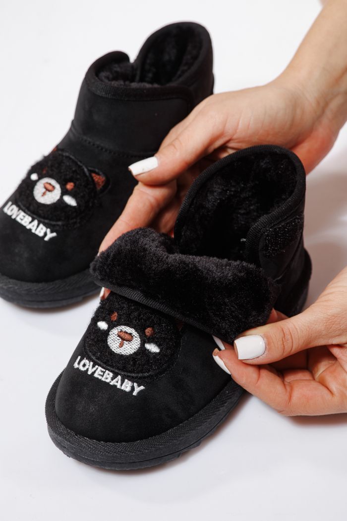 Szőrme csizma lányoknak fekete öko bőrből készült Julieta #23151