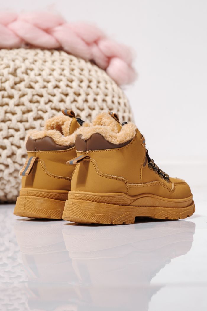 Gyerek csizma szőrme béléssel khaki öko bőrből készült Akira #23146