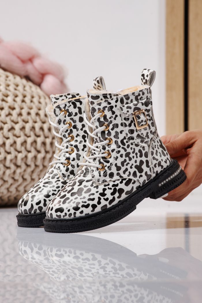 Szőrme csizma lányoknak fekete öko bőrből készült Iris #23138