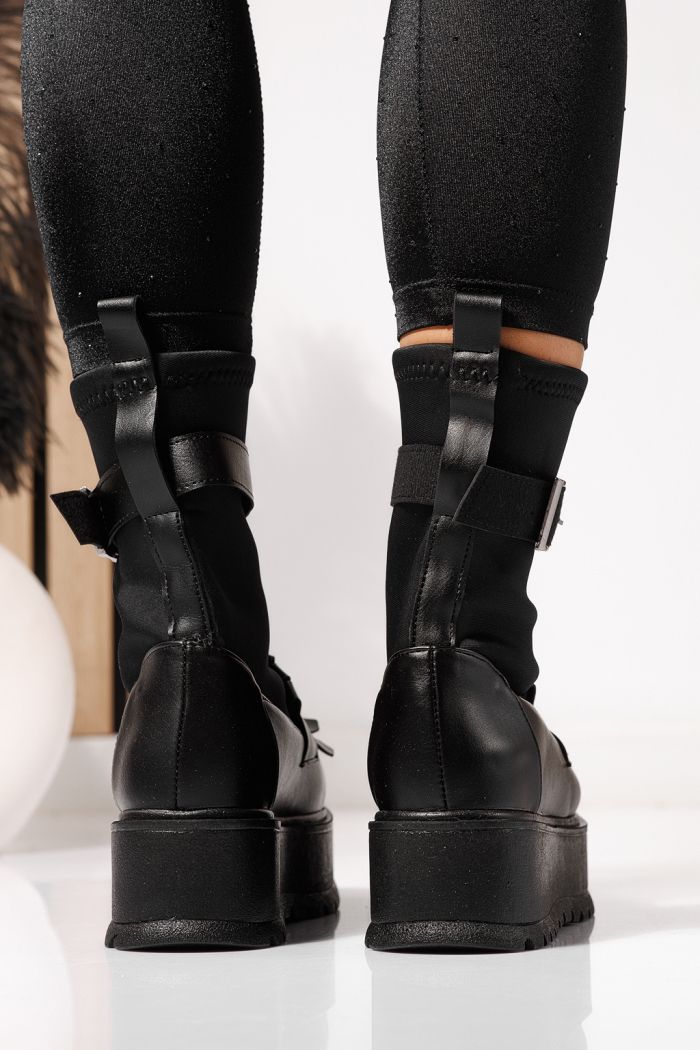 Női bélelt csizma fekete öko bőrből készült Eniko #23168