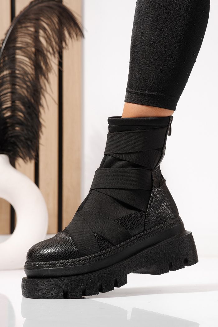 Női fekete, bélelt csizma ekológikus bőrből Julia #23176