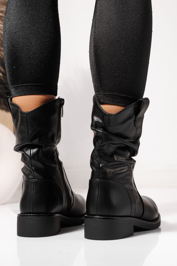 Női szőrmével bélelt csizma fekete öko bőrből készült Lorelai #23092