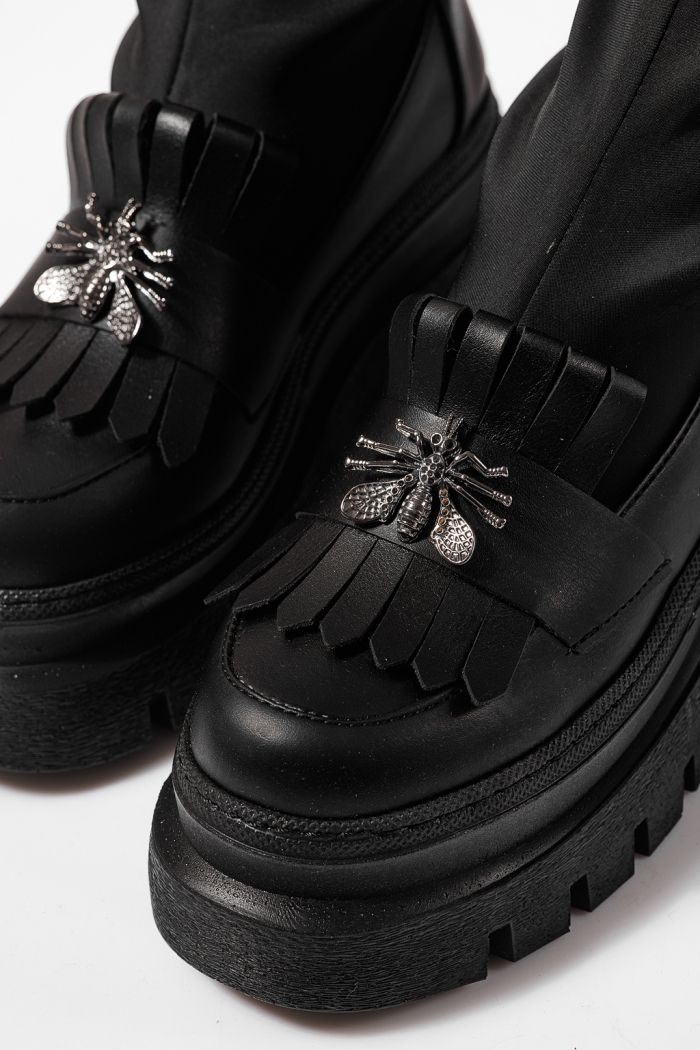 Női bélelt csizma fekete öko bőrből készült Floris #23169