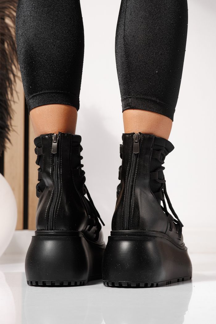 Női bélelt csizma fekete öko bőrből készült szürked Ingrid #23164