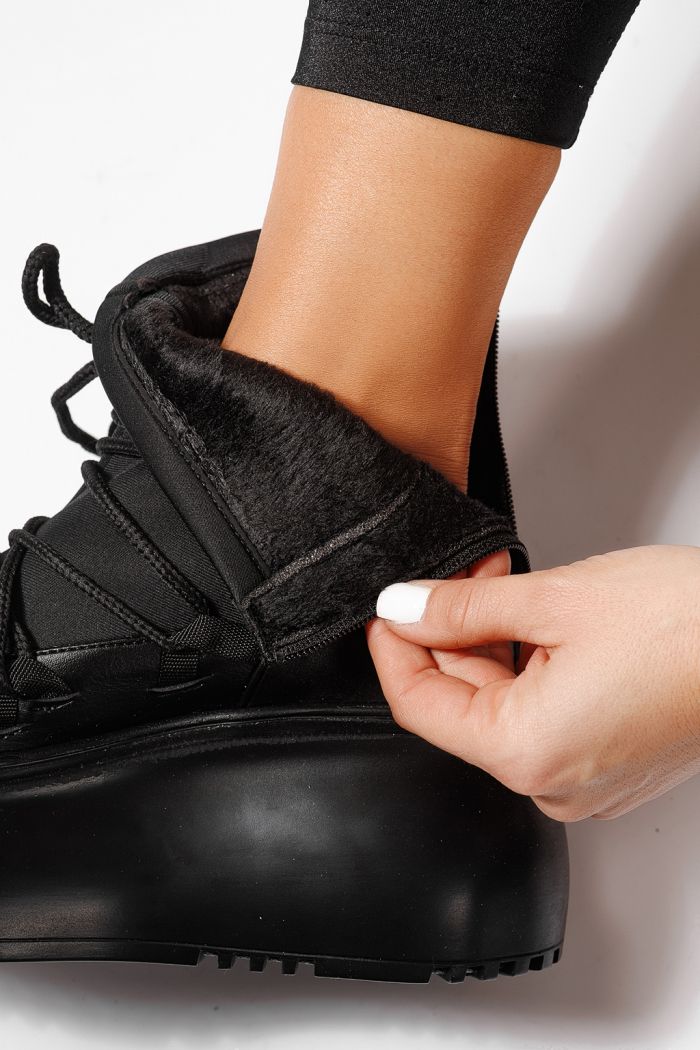 Női bélelt csizma fekete öko bőrből készült szürked Ingrid #23164