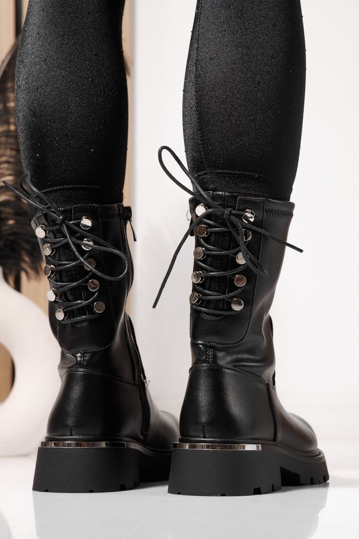 Női bélelt csizma fekete öko bőrből készült Evelyn #23076