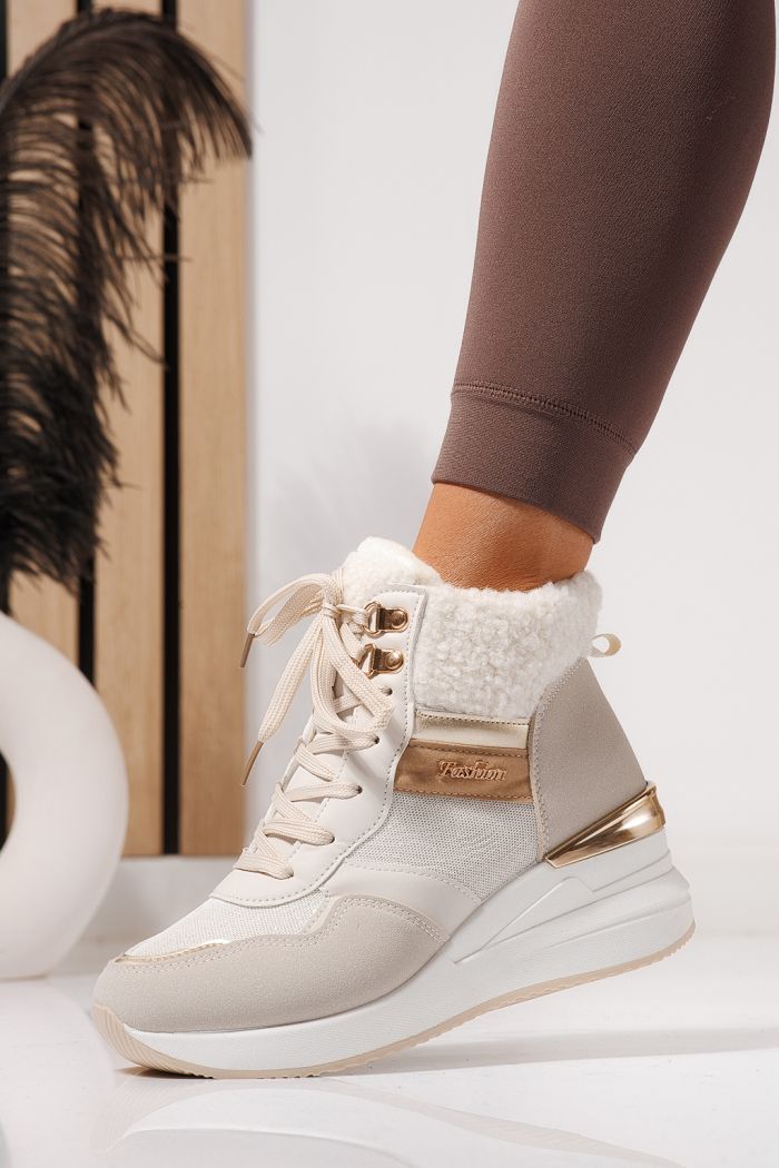 Női bélelt csizma bézs öko bőrből készült Ariana #23060