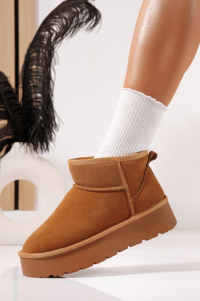 Női rövid csizma szőrmével UG Barna természetes velúr bőrből készült Sabina #23155