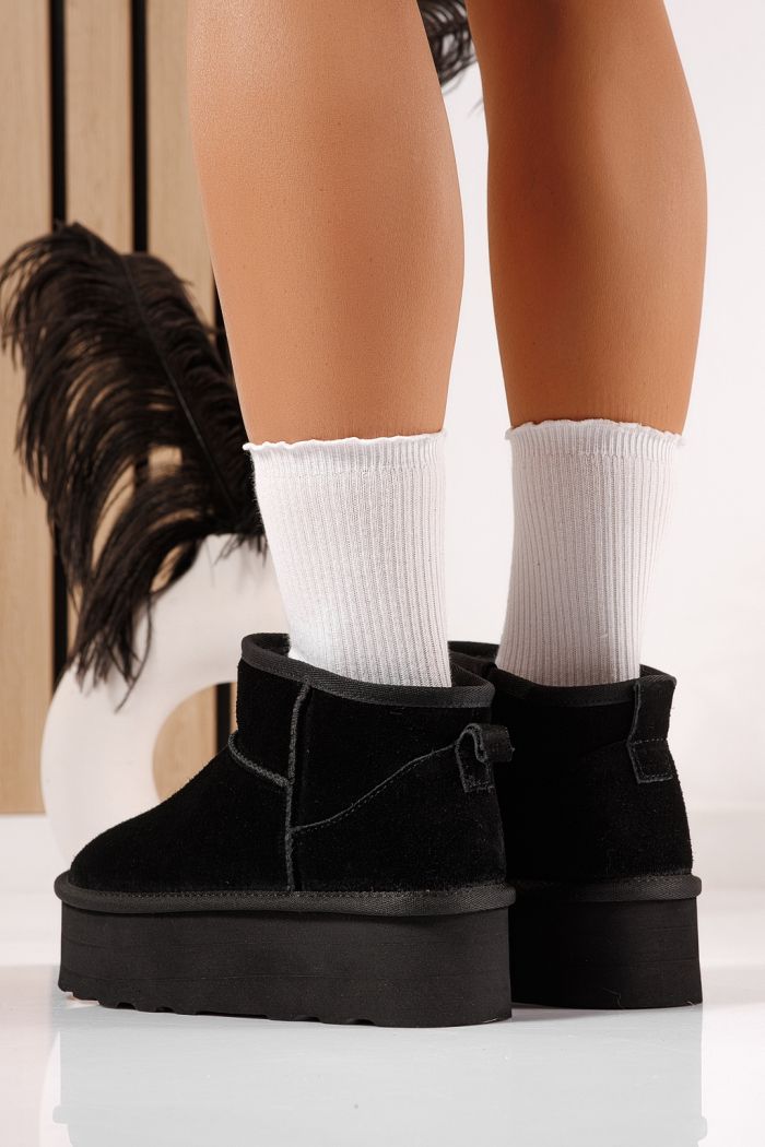 Női rövid csizma szőrmével UG fekete természetes bőrből készült Taisa #23157