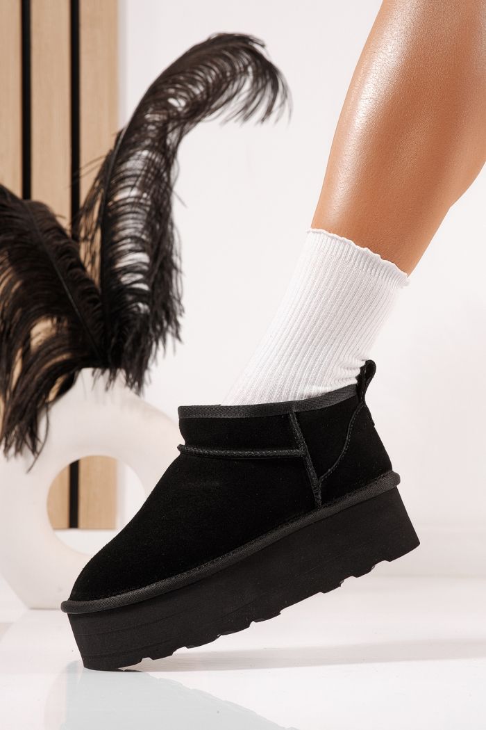 Női rövid csizma szőrmével UG fekete természetes bőrből készült Zina #23158