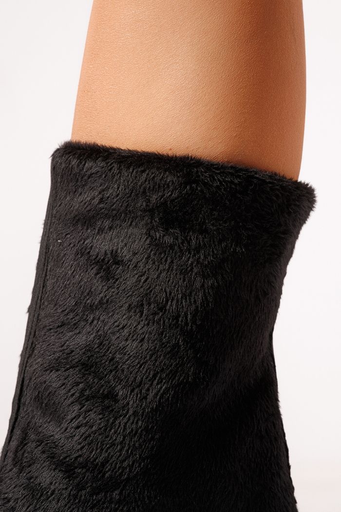 Női hosszú csizmák bélés fekete öko bőrből készült Iris #23080