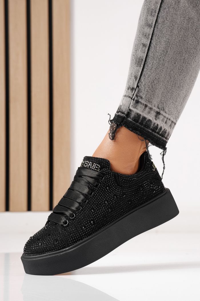 Női sportcipők fekete textil anyagból készült Ellania #24089