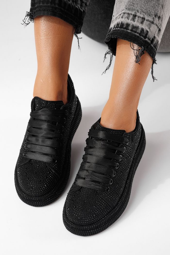 Női sportcipők fekete textil anyagból készült Alexia #24007