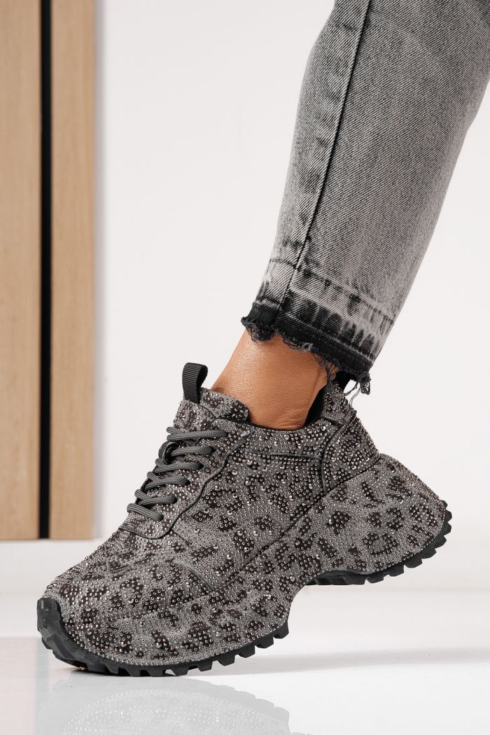 Női sportcipők fekete környezetbarát velúr bőrből készült Izabela #24118