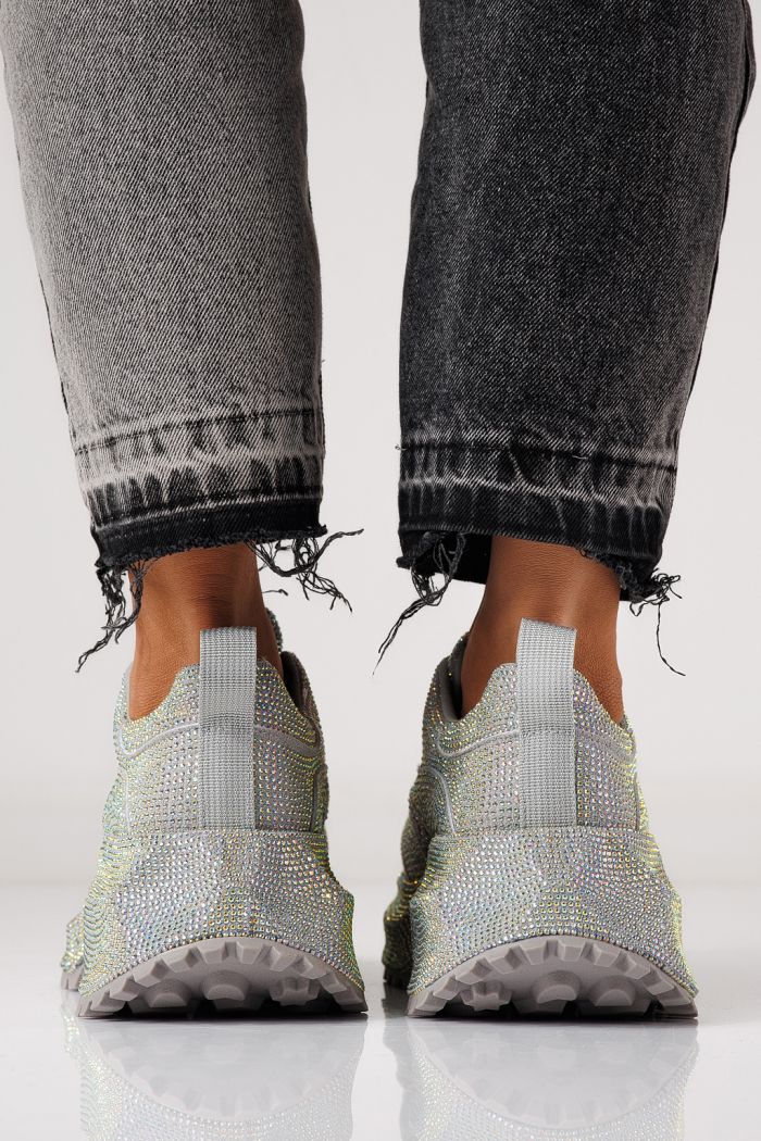 Női sportcipők szürke környezetbarát velúr bőrből készült Gabriela #24103