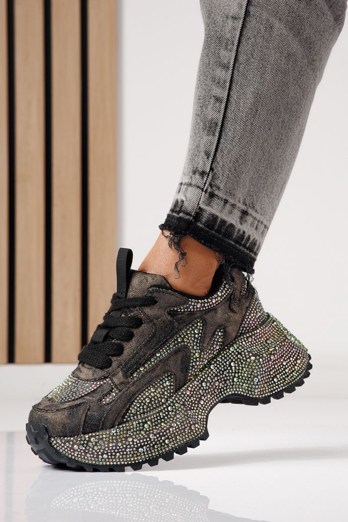 Női sportcipők fekete textil anyagból készült Evelin #24087