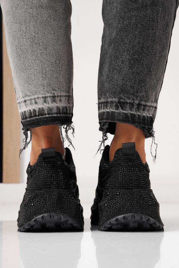 Női sportcipők fekete környezetbarát velúr bőrből készült Ioana #24110