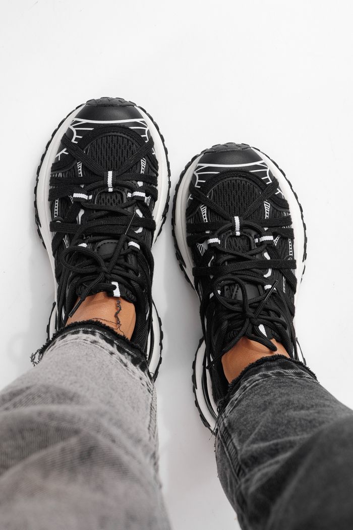 Női sportcipők fekete textil anyagból készült Jullya #24130